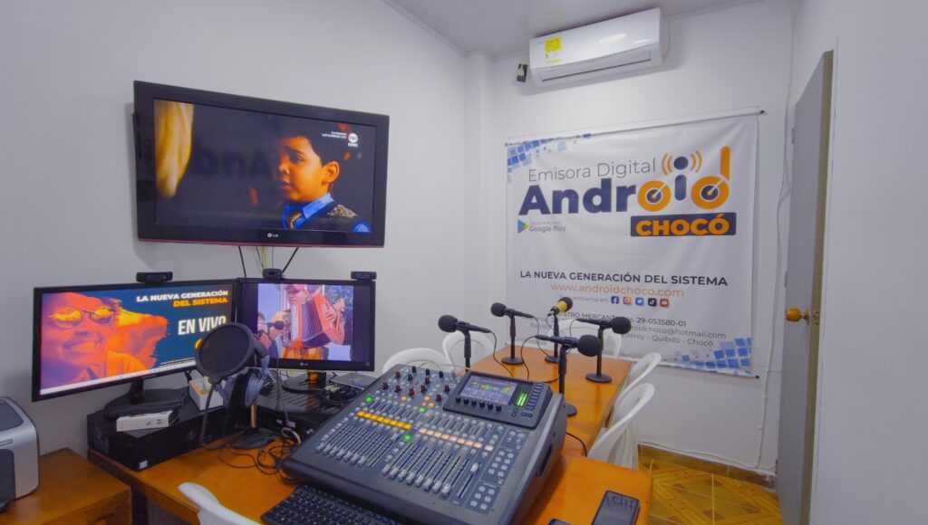 estudios emisora android choco